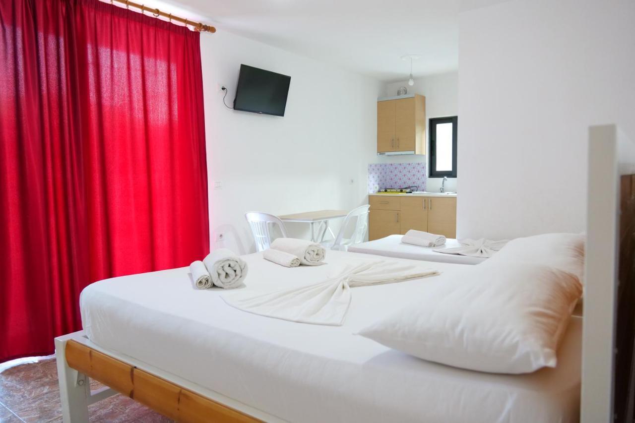 Villa Allkushi Sarandë 外观 照片