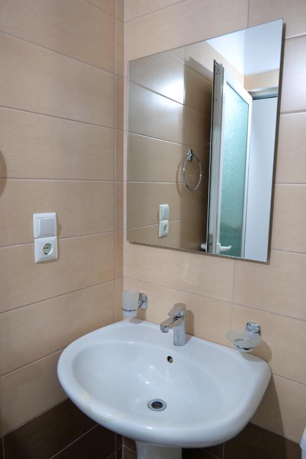 Villa Allkushi Sarandë 外观 照片