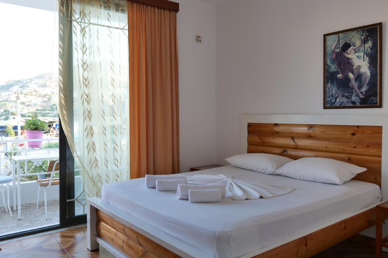 Villa Allkushi Sarandë 外观 照片