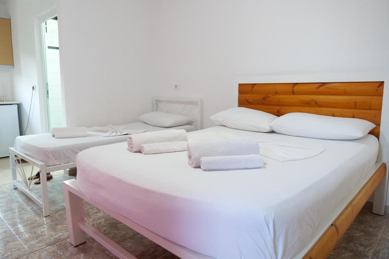 Villa Allkushi Sarandë 外观 照片