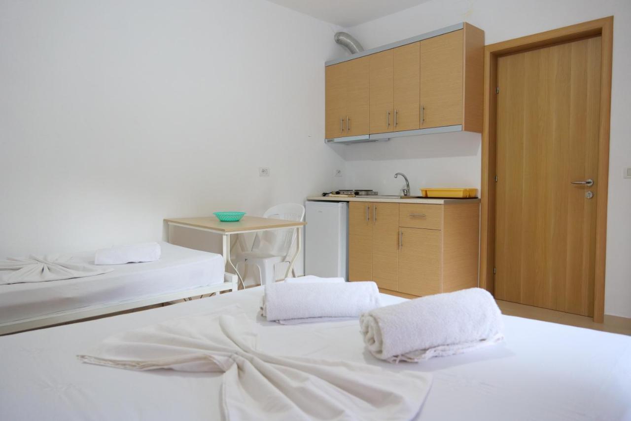 Villa Allkushi Sarandë 外观 照片